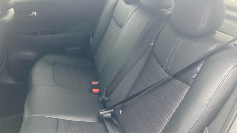 Nissan LEAF 110kW N-Connecta 40kWh 5dr Auto Electric Hatchback